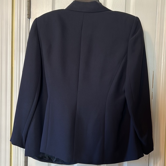 Black Suit Jacket - Picture 4 of 5